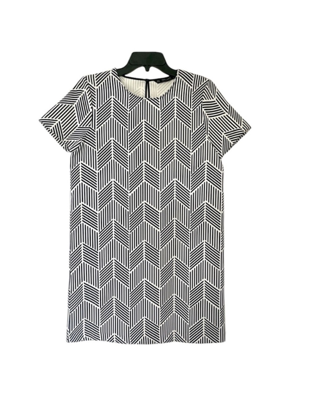 ZARA Geometric Shift Dress - Picture 2 of 4
